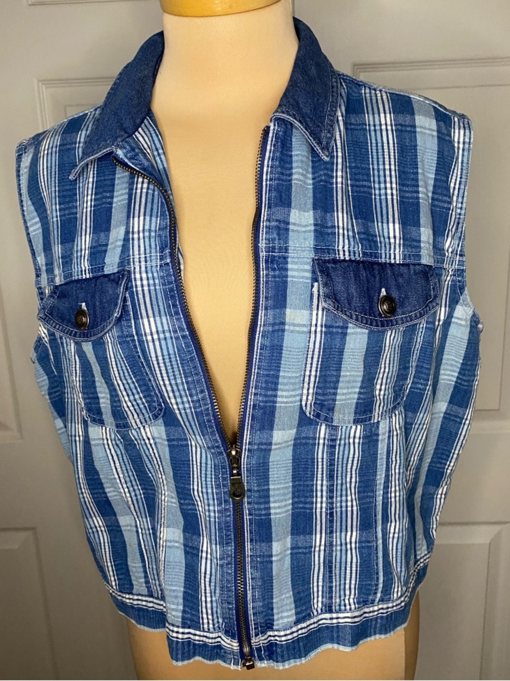 Crossroads Women's Denim Vest, Plaid, Size Large, 90s Y2K, Hipster, Summer